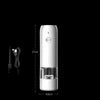 مجموعة مطحنة الفلفل والملح الكهربائية القابلة لإعادة الشحن بيد واحدة لا تحتاج إلى بطارية مطحنة أوتوماتيكية مع خشونة قابلة للتعديل وإضاءة LED قابلة لإعادة التعبئة